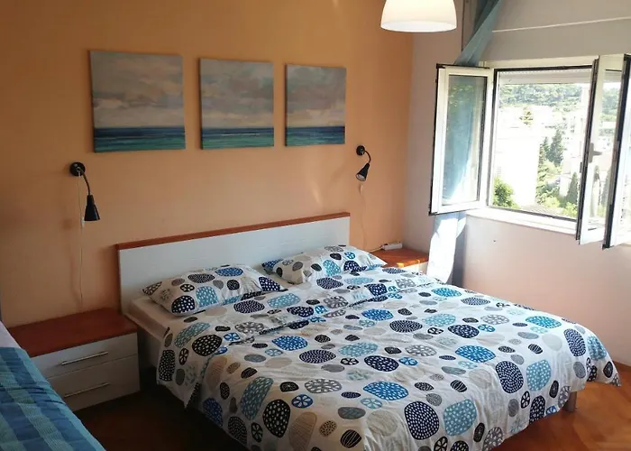 Dream Island Хвар