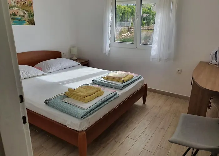 Dream Island Hvar Town